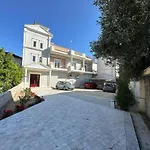 Апартаменты Vk Luxury With Private Parking (adults Only) Нидри