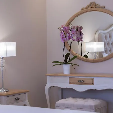 Vk Luxury - Private Parking - Adults Only Apartment